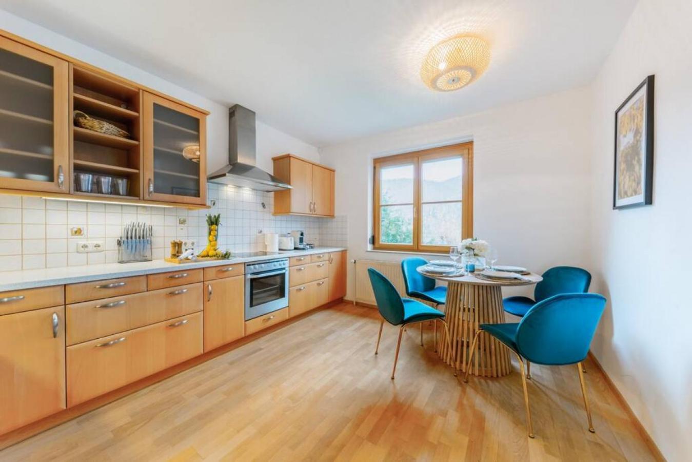 Apartment Haus Mit Donaublick, Terrasse Und Garten